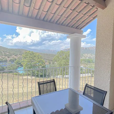 Duplex 3 Pieces Avec Solarium Et Acces Piscine A Cap Esterel - Fr-1-504-666